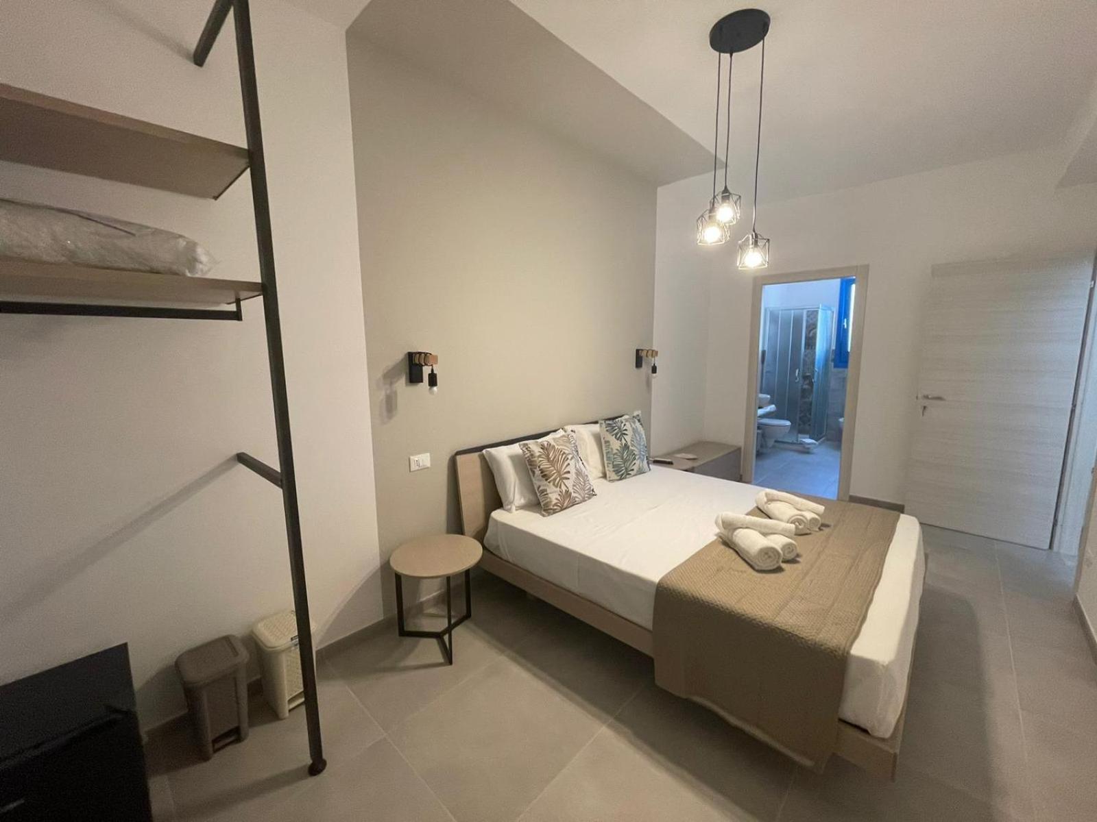 Bed And Breakfast Da Francesca Castelluzzo Exterior photo